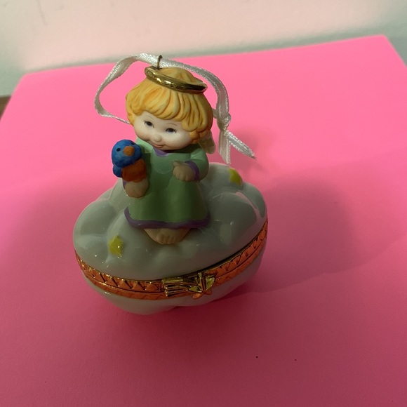 Hallmark Keepsake Ornament Little Cloud Keeper 3” 1999, adorable - Picture 7 of 11